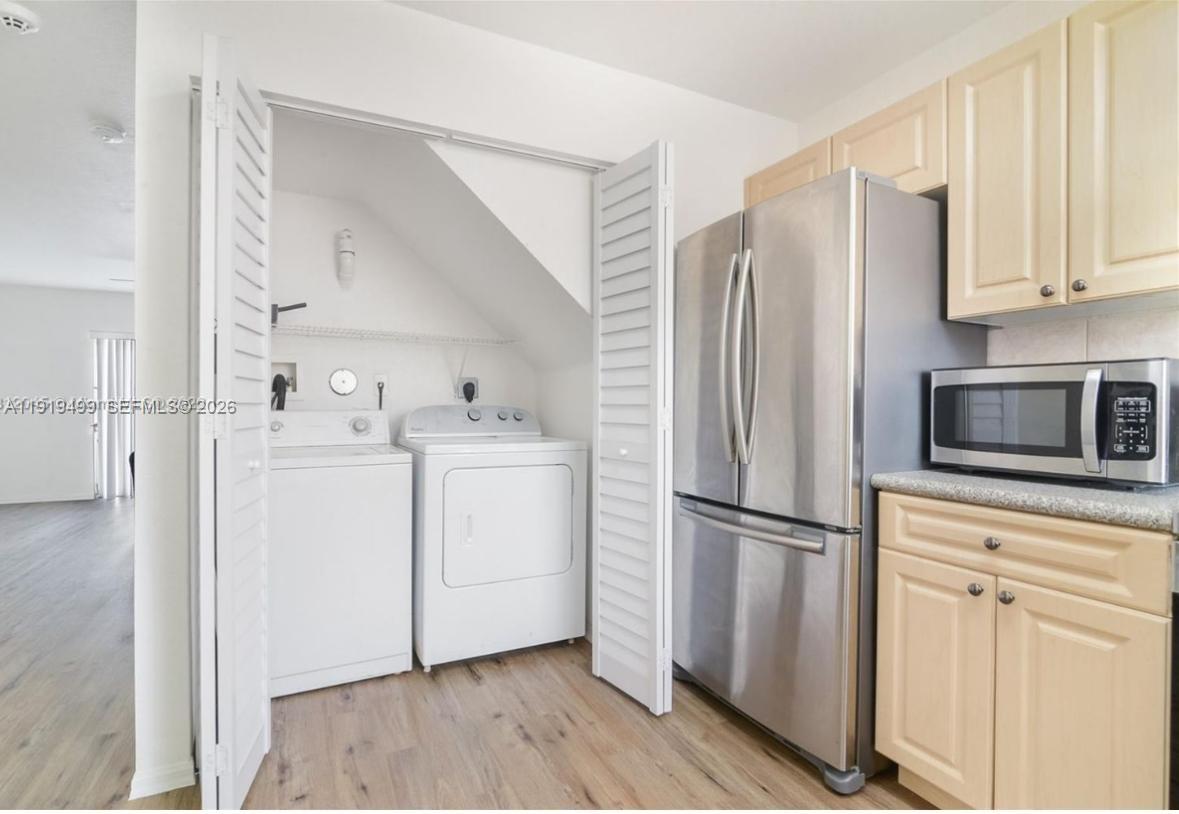 WASHINGTON COURT VILLAS - Residential