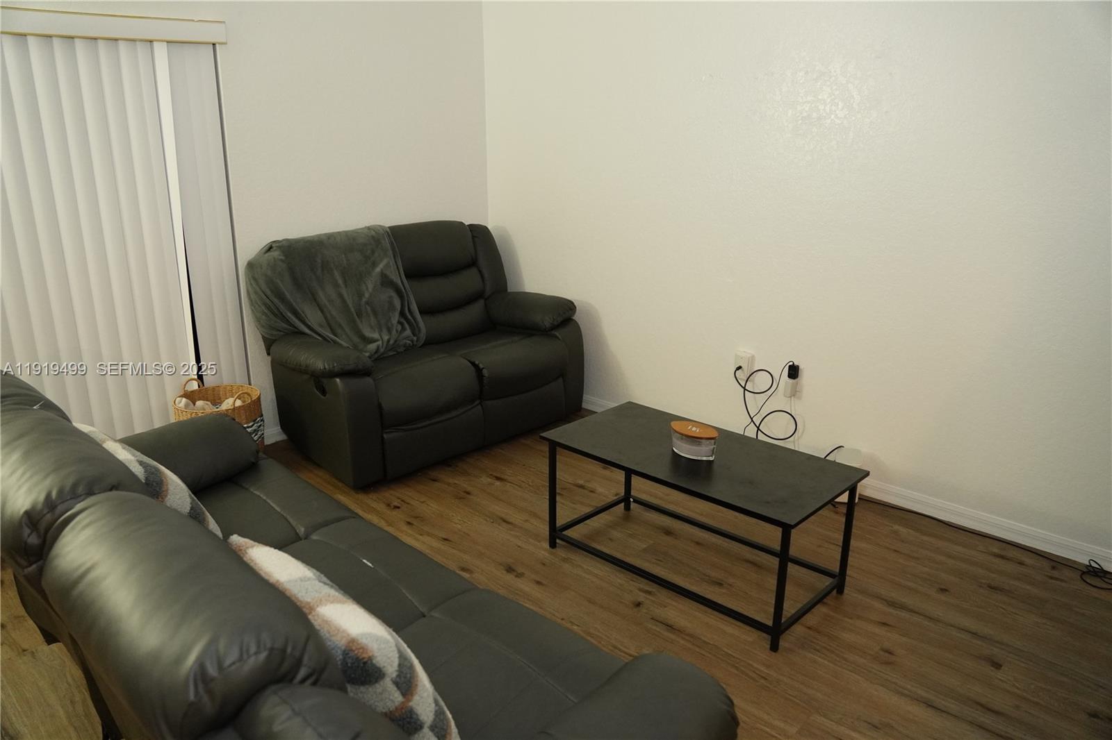 WASHINGTON COURT VILLAS - Residential