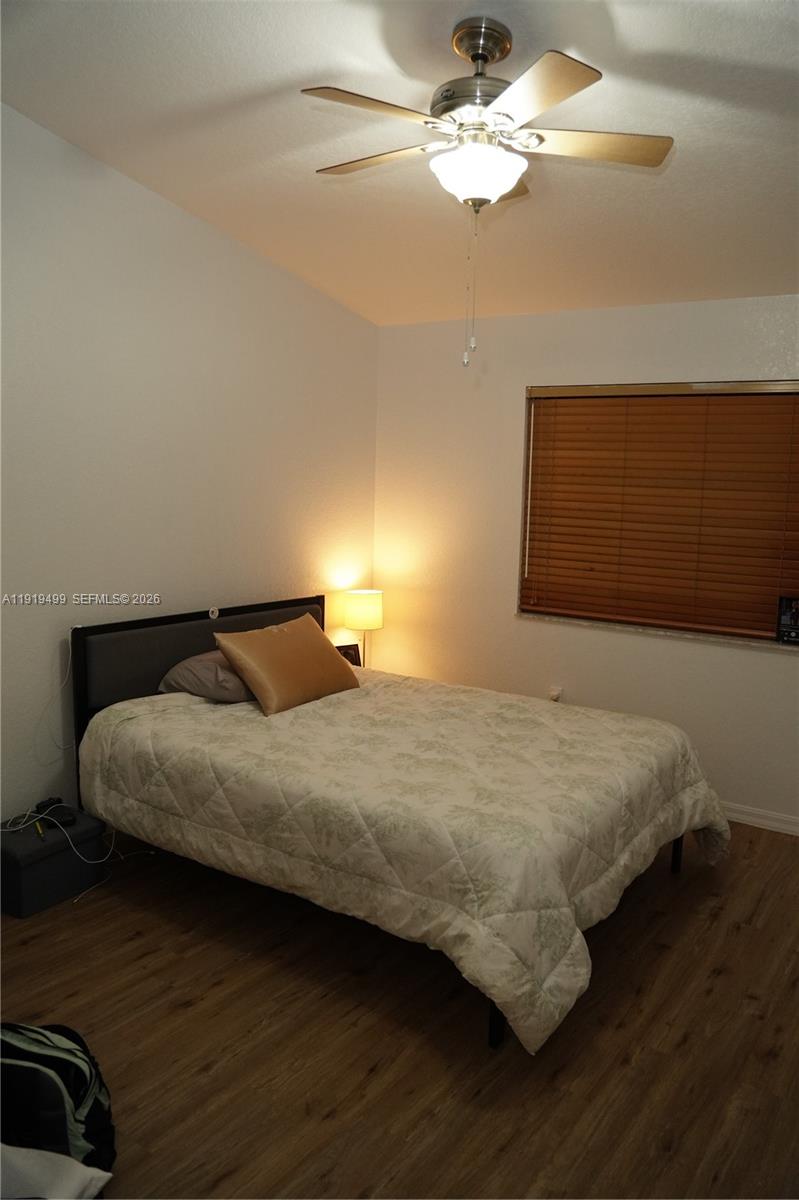 WASHINGTON COURT VILLAS - Residential