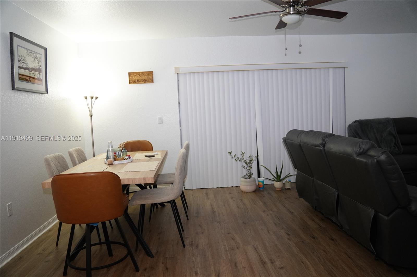 WASHINGTON COURT VILLAS - Residential