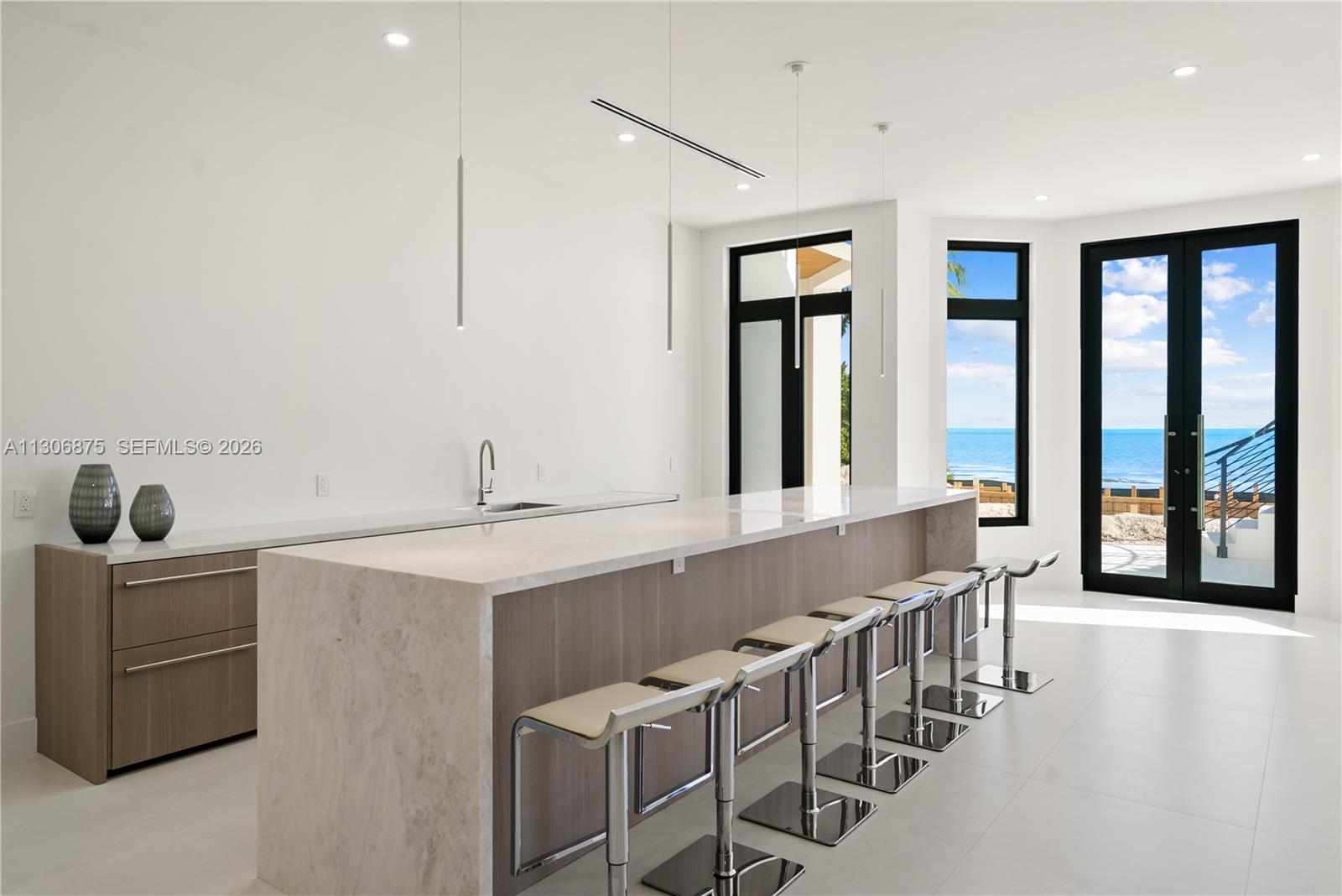 COCO PLUM BEACH REPLAT - Residential