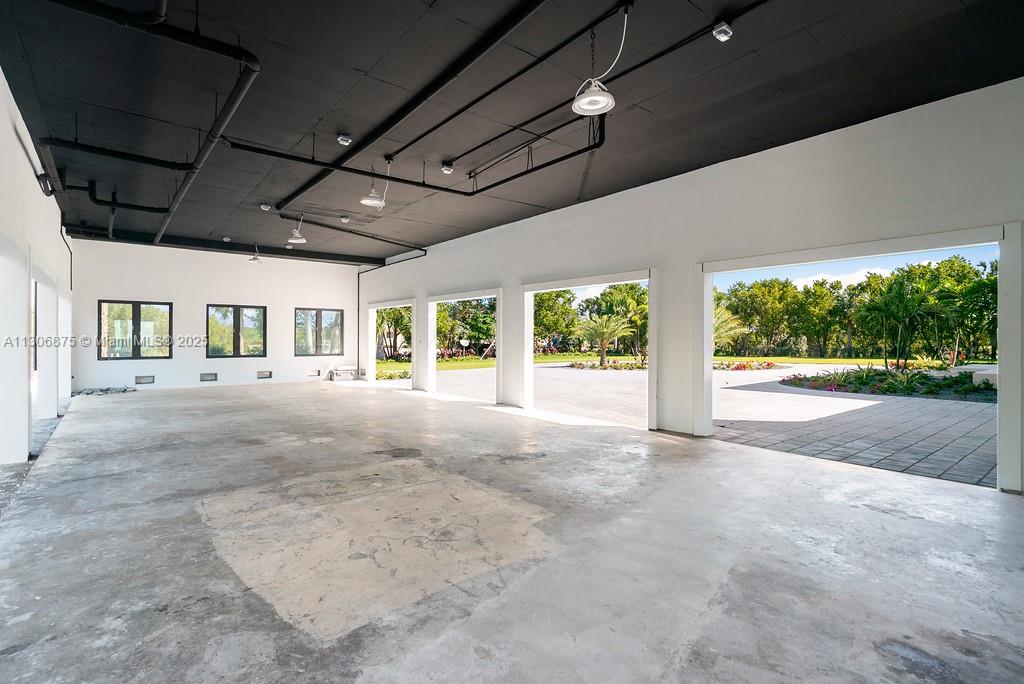 COCO PLUM BEACH REPLAT - Residential