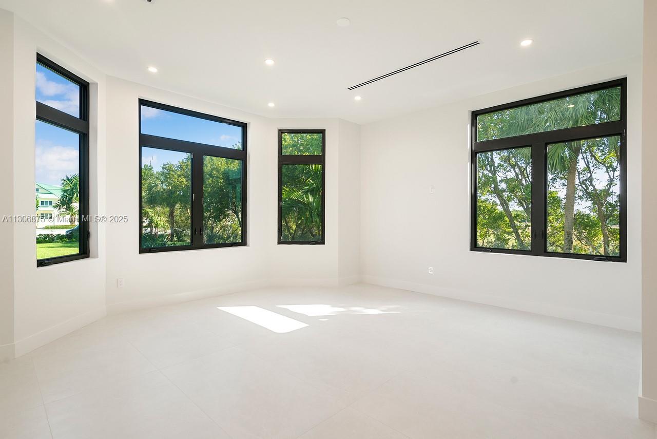 COCO PLUM BEACH REPLAT - Residential
