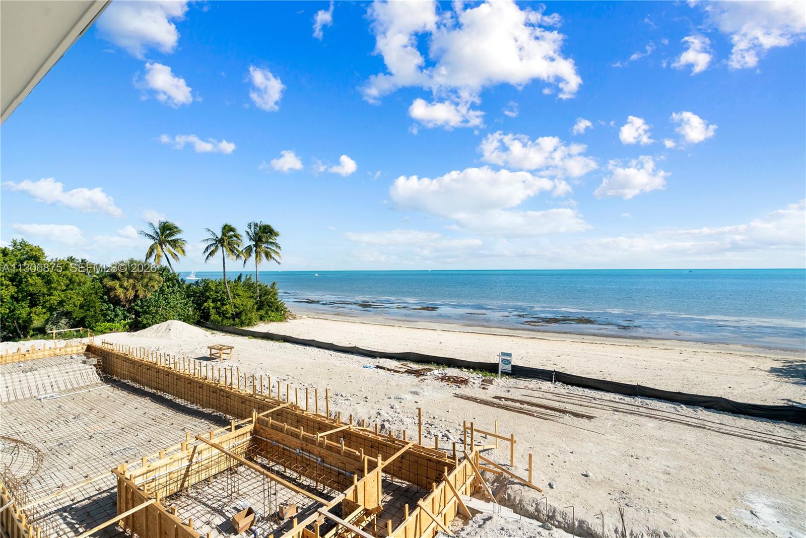 COCO PLUM BEACH REPLAT - Residential