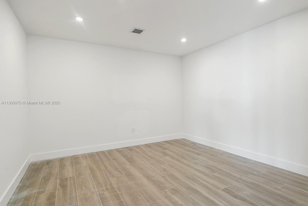 COCO PLUM BEACH REPLAT - Residential