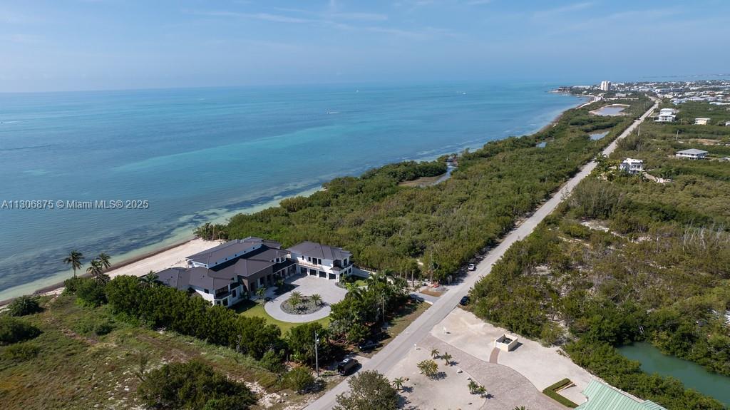 COCO PLUM BEACH REPLAT - Residential
