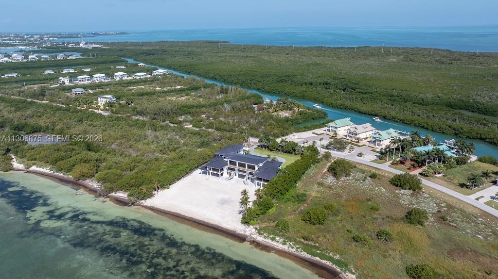 COCO PLUM BEACH REPLAT - Residential
