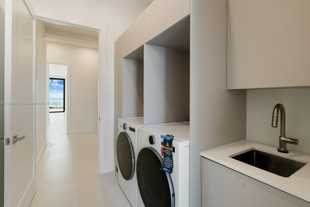 COCO PLUM BEACH REPLAT - Residential