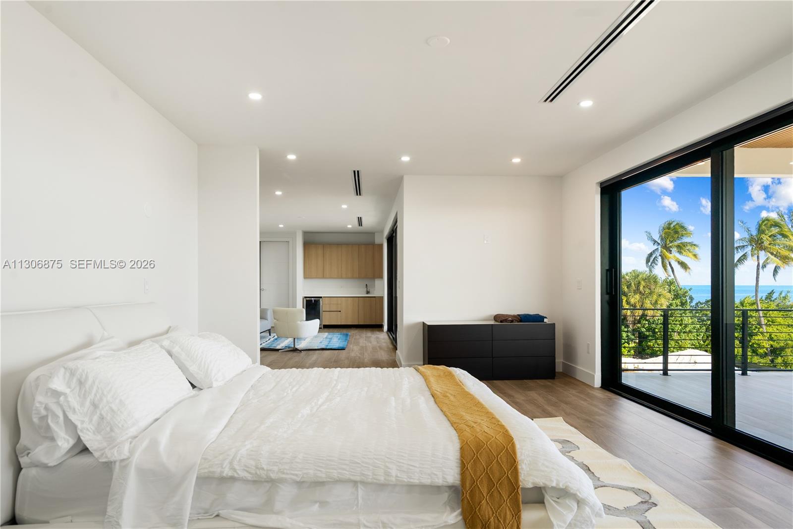 COCO PLUM BEACH REPLAT - Residential