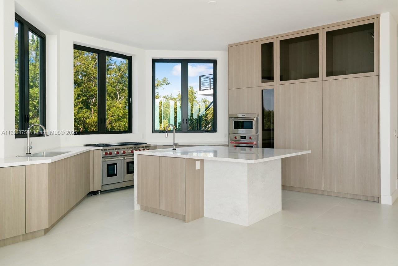 COCO PLUM BEACH REPLAT - Residential