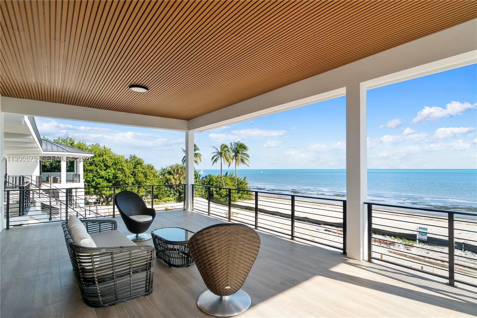 COCO PLUM BEACH REPLAT - Residential