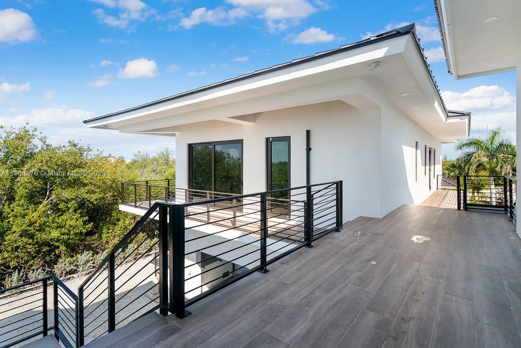 COCO PLUM BEACH REPLAT - Residential