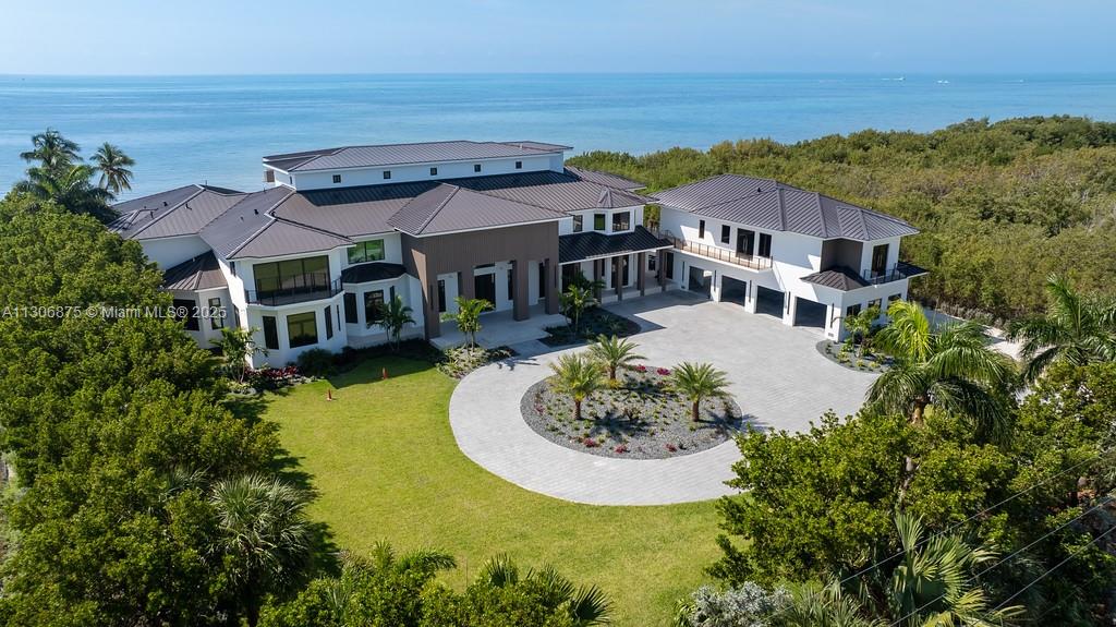 2405 Coco Plum Dr