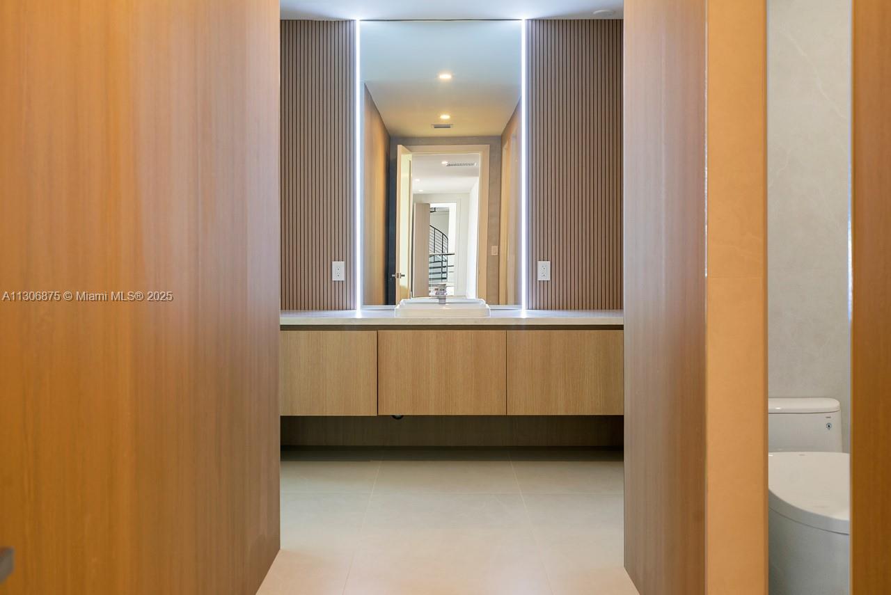 COCO PLUM BEACH REPLAT - Residential