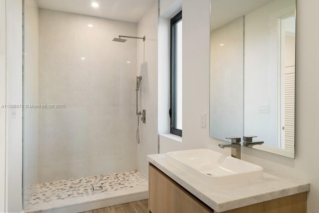 COCO PLUM BEACH REPLAT - Residential