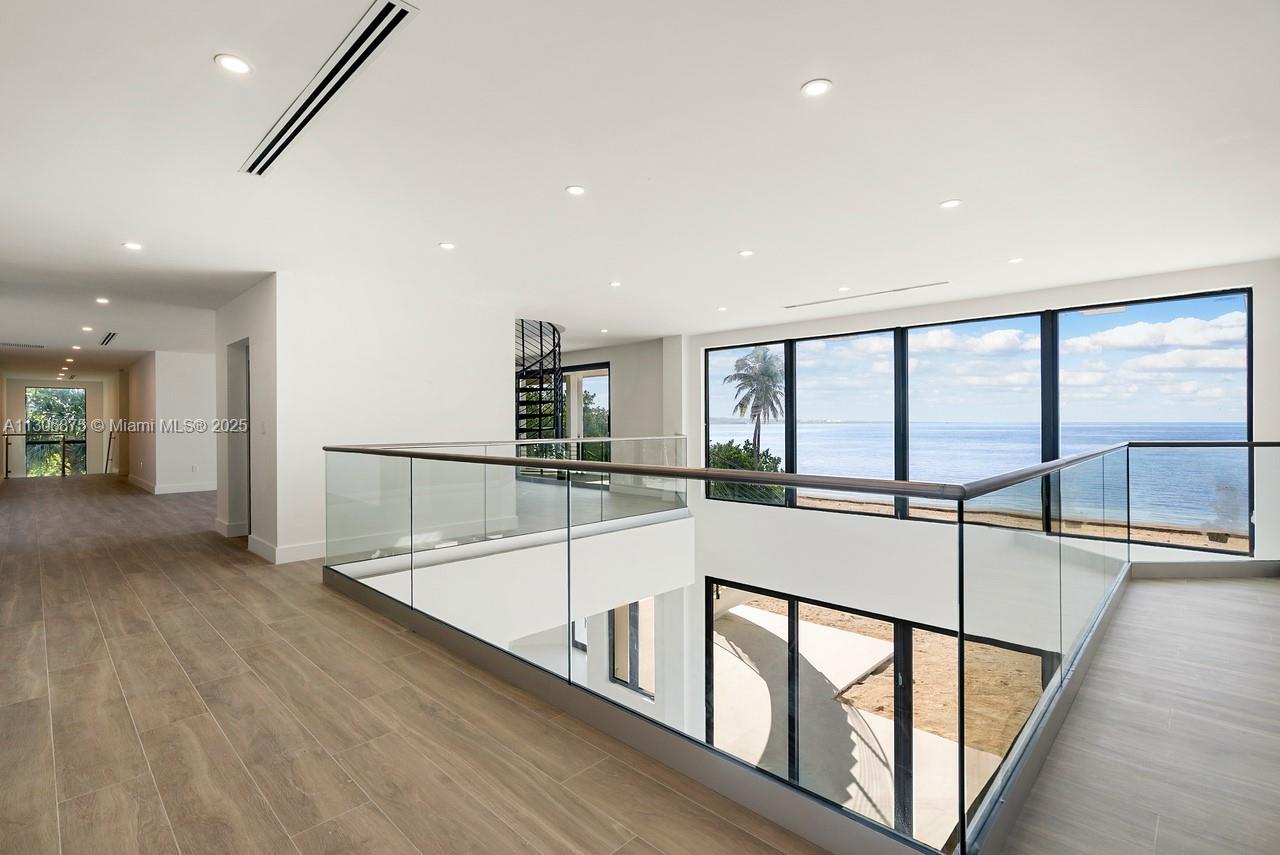 COCO PLUM BEACH REPLAT - Residential