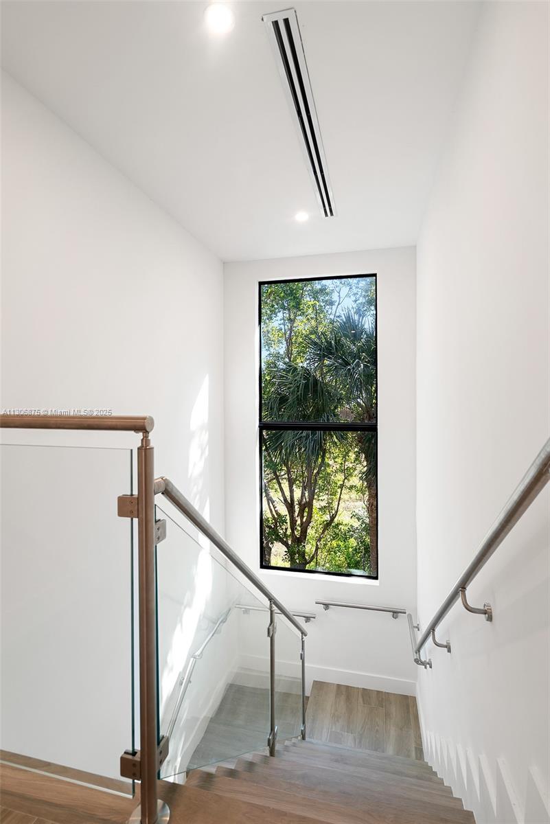 COCO PLUM BEACH REPLAT - Residential