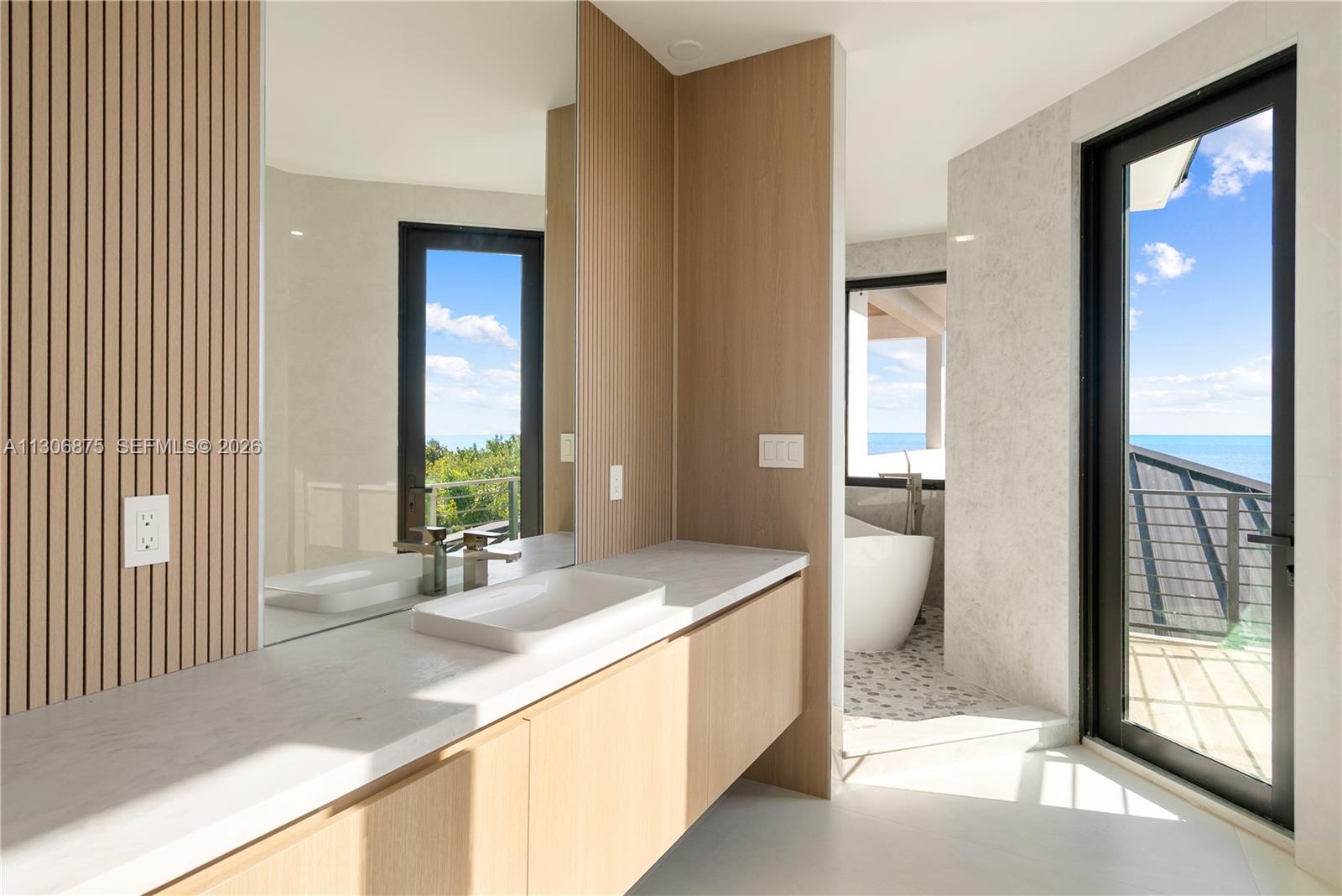 COCO PLUM BEACH REPLAT - Residential