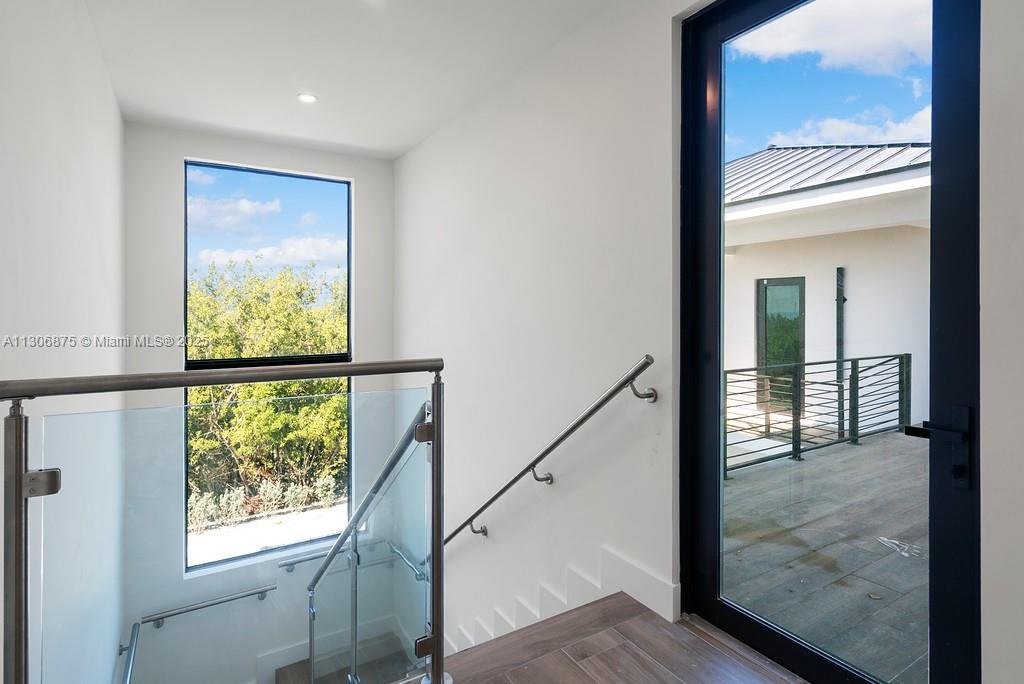 COCO PLUM BEACH REPLAT - Residential