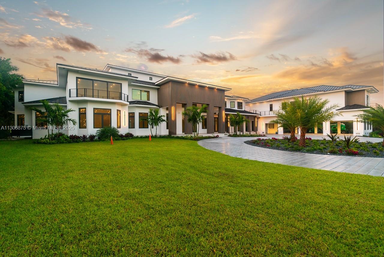 COCO PLUM BEACH REPLAT - Residential