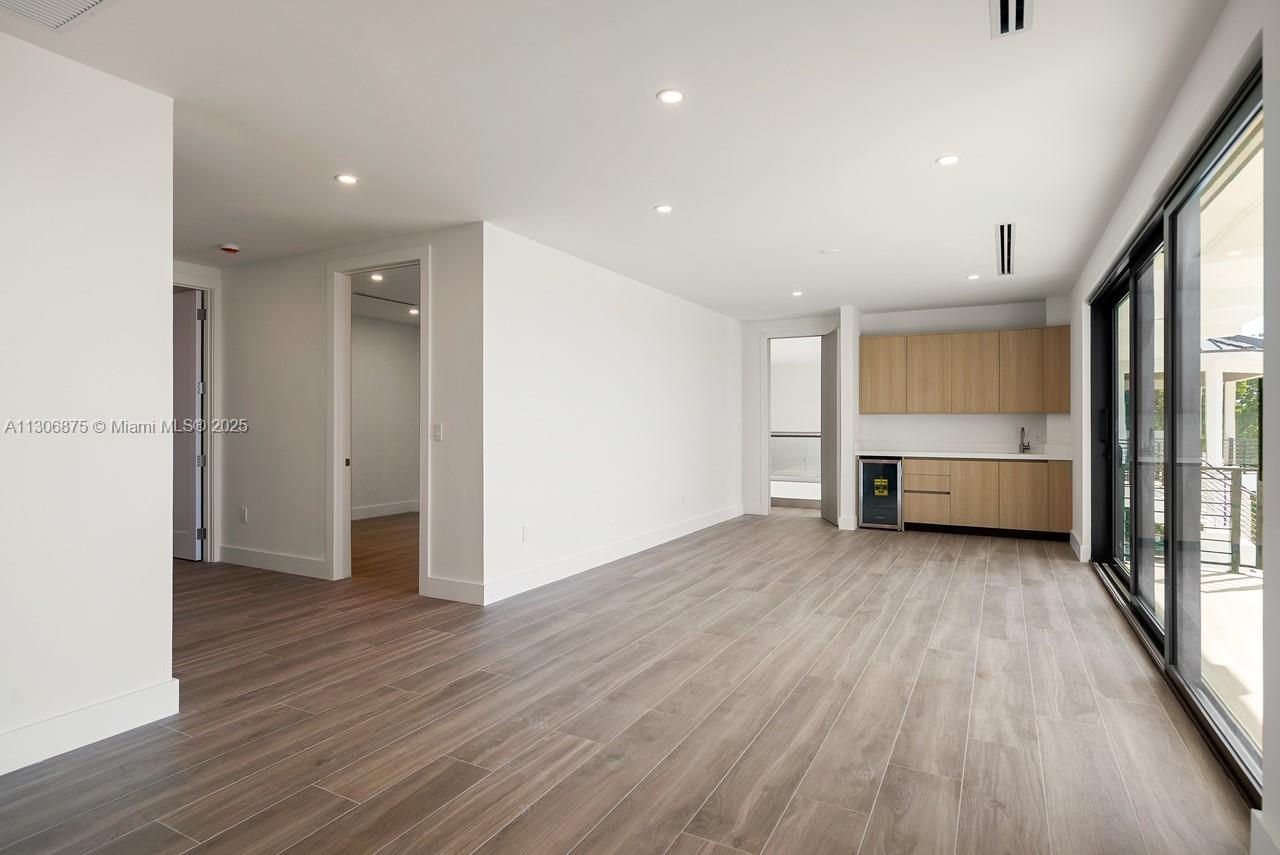 COCO PLUM BEACH REPLAT - Residential