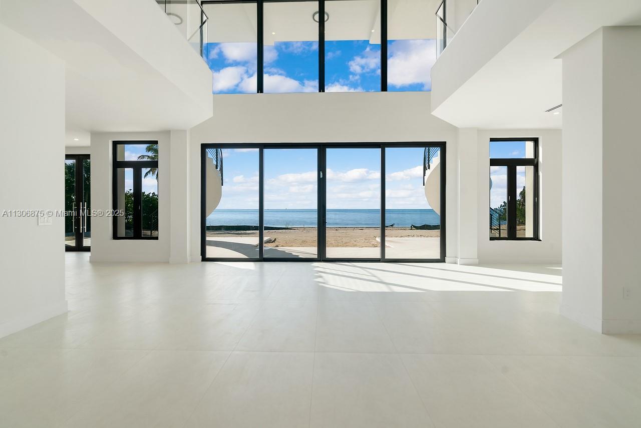 COCO PLUM BEACH REPLAT - Residential