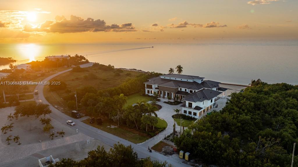 COCO PLUM BEACH REPLAT - Residential
