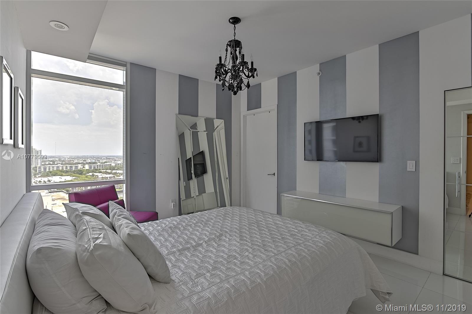 APOGEE BEACH CONDOMINIUM - Residential