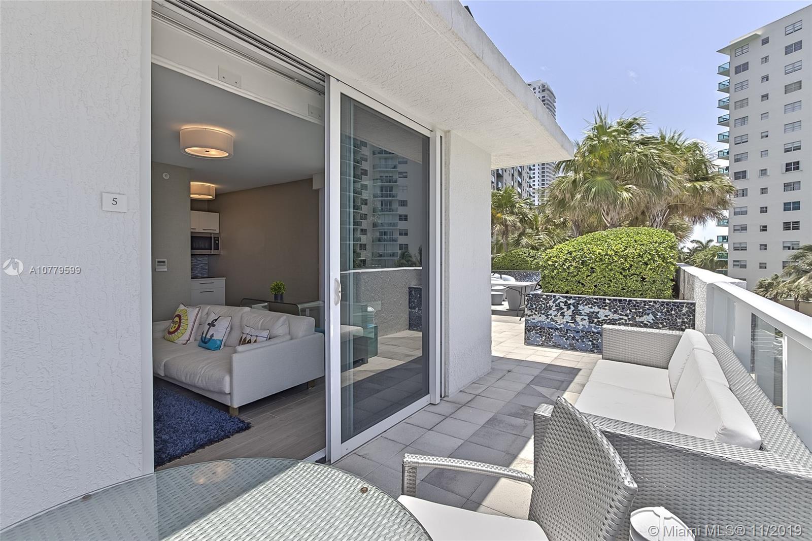 APOGEE BEACH CONDOMINIUM - Residential