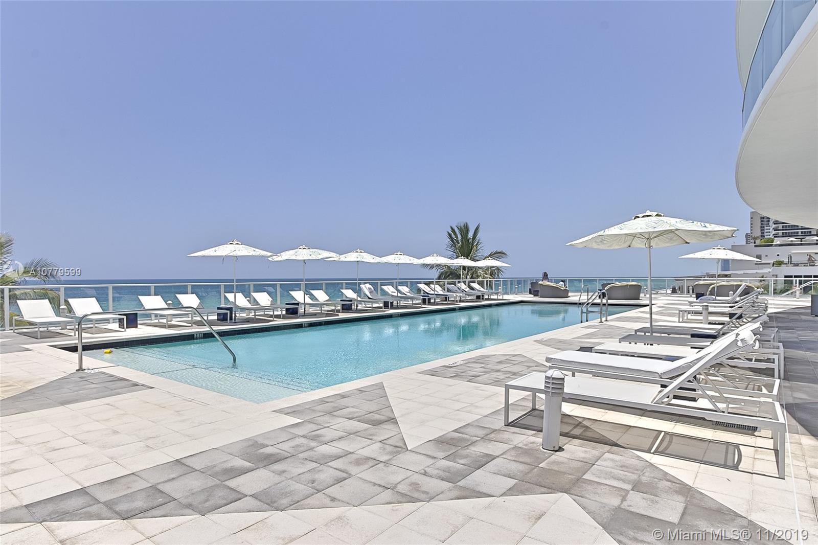 APOGEE BEACH CONDOMINIUM - Residential