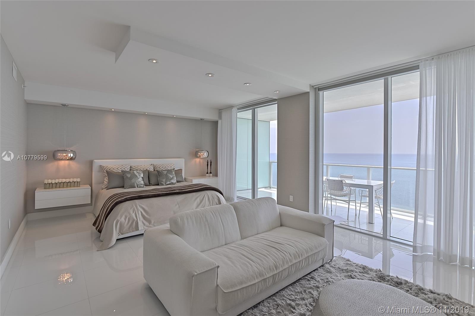 APOGEE BEACH CONDOMINIUM - Residential