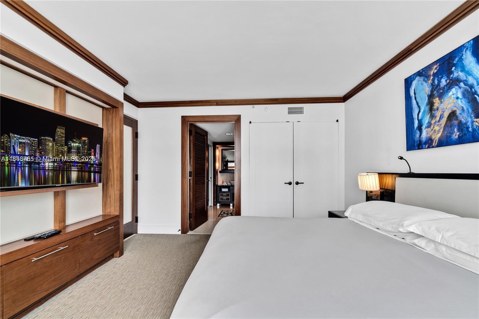 CENTRAL CARILLON BEACH CO - Residential Lease