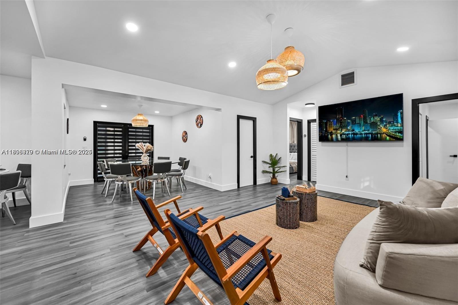 FLAGLER GROVE ESTATES SEC - Residential Lease