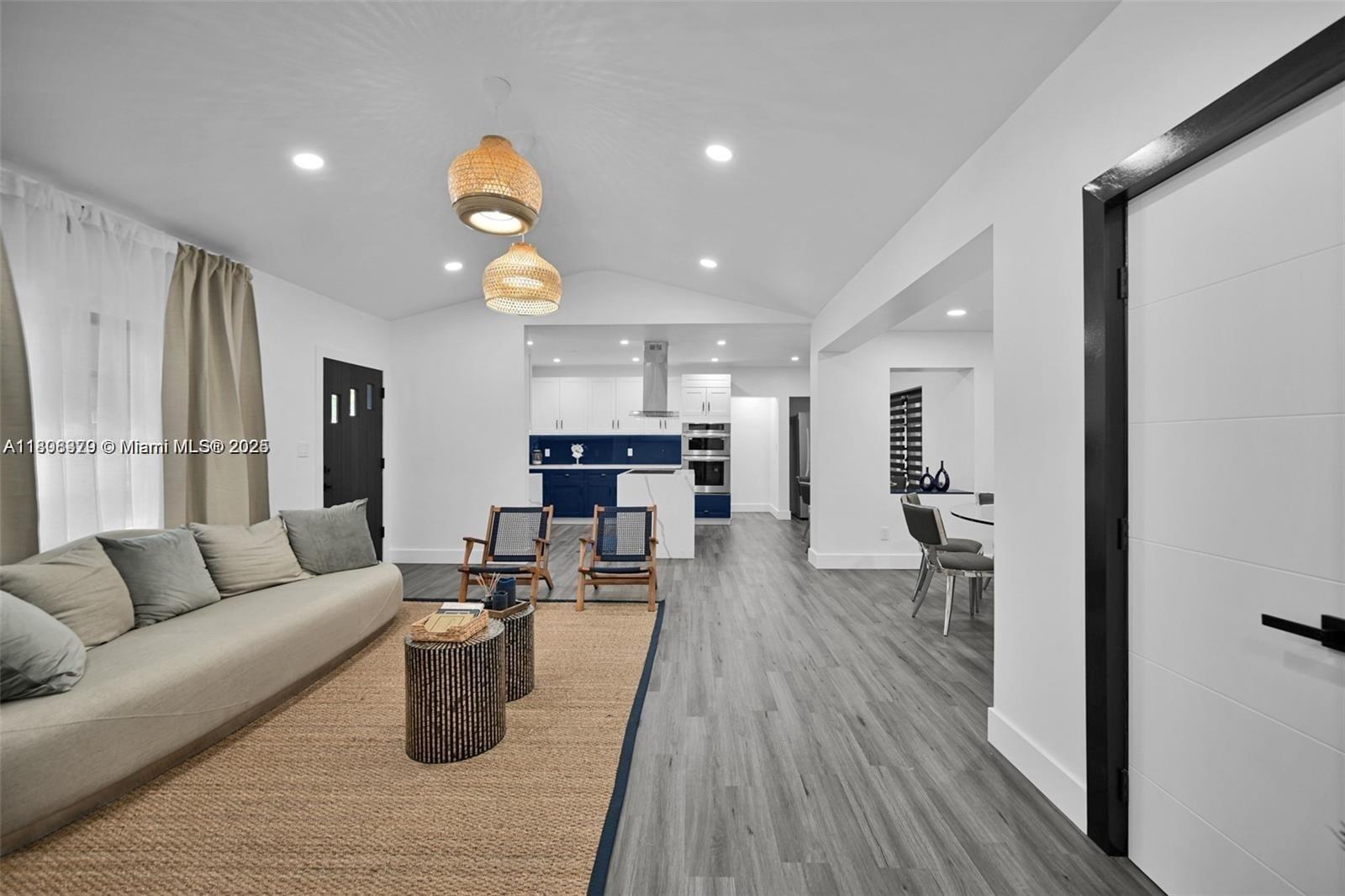 FLAGLER GROVE ESTATES SEC - Residential Lease