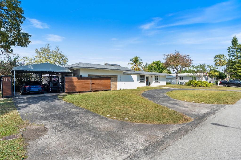 PINE MNR ESTS - Residential