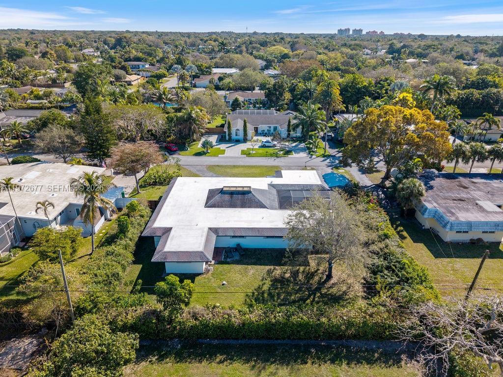 PINE MNR ESTS - Residential