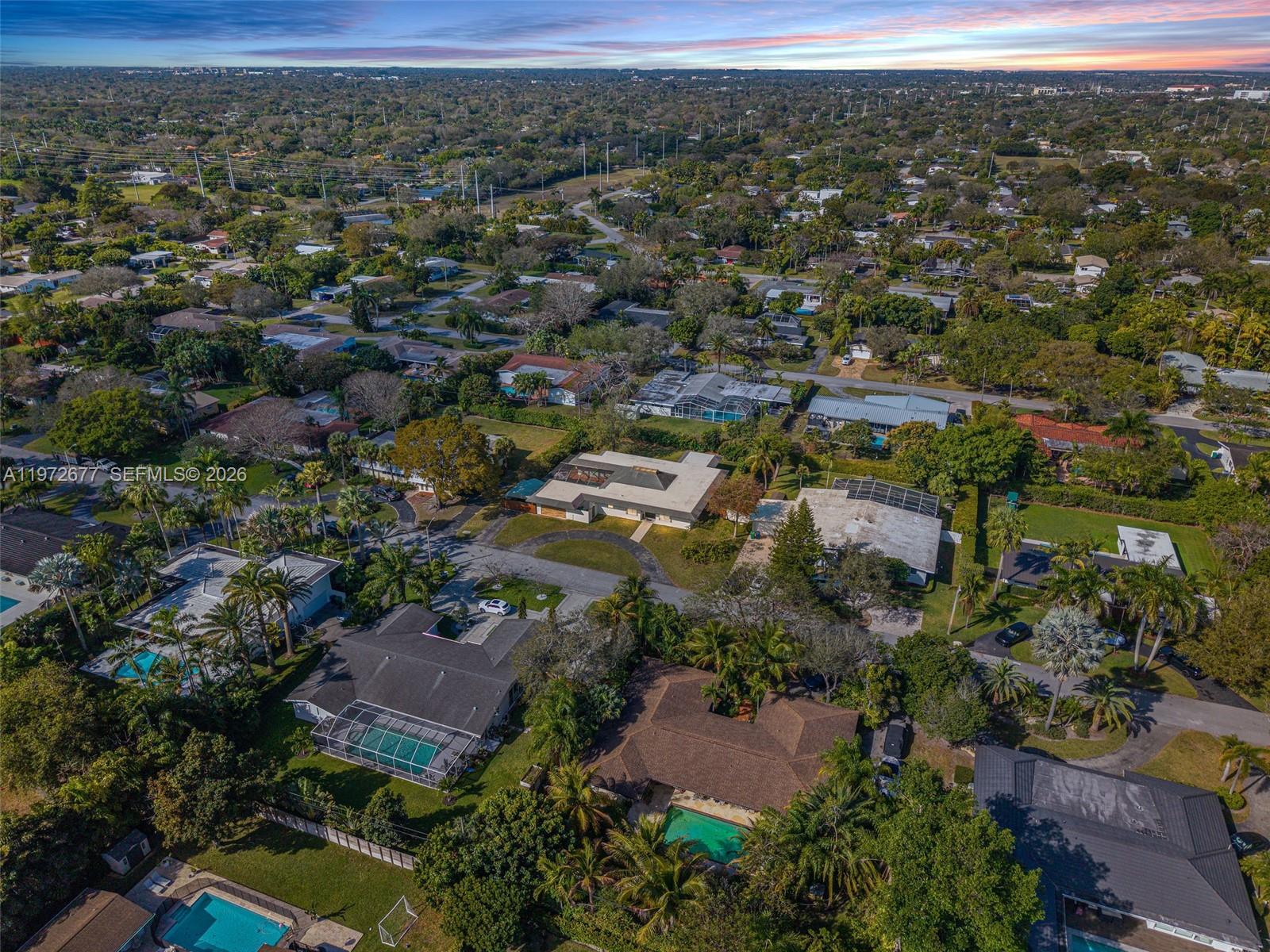 PINE MNR ESTS - Residential