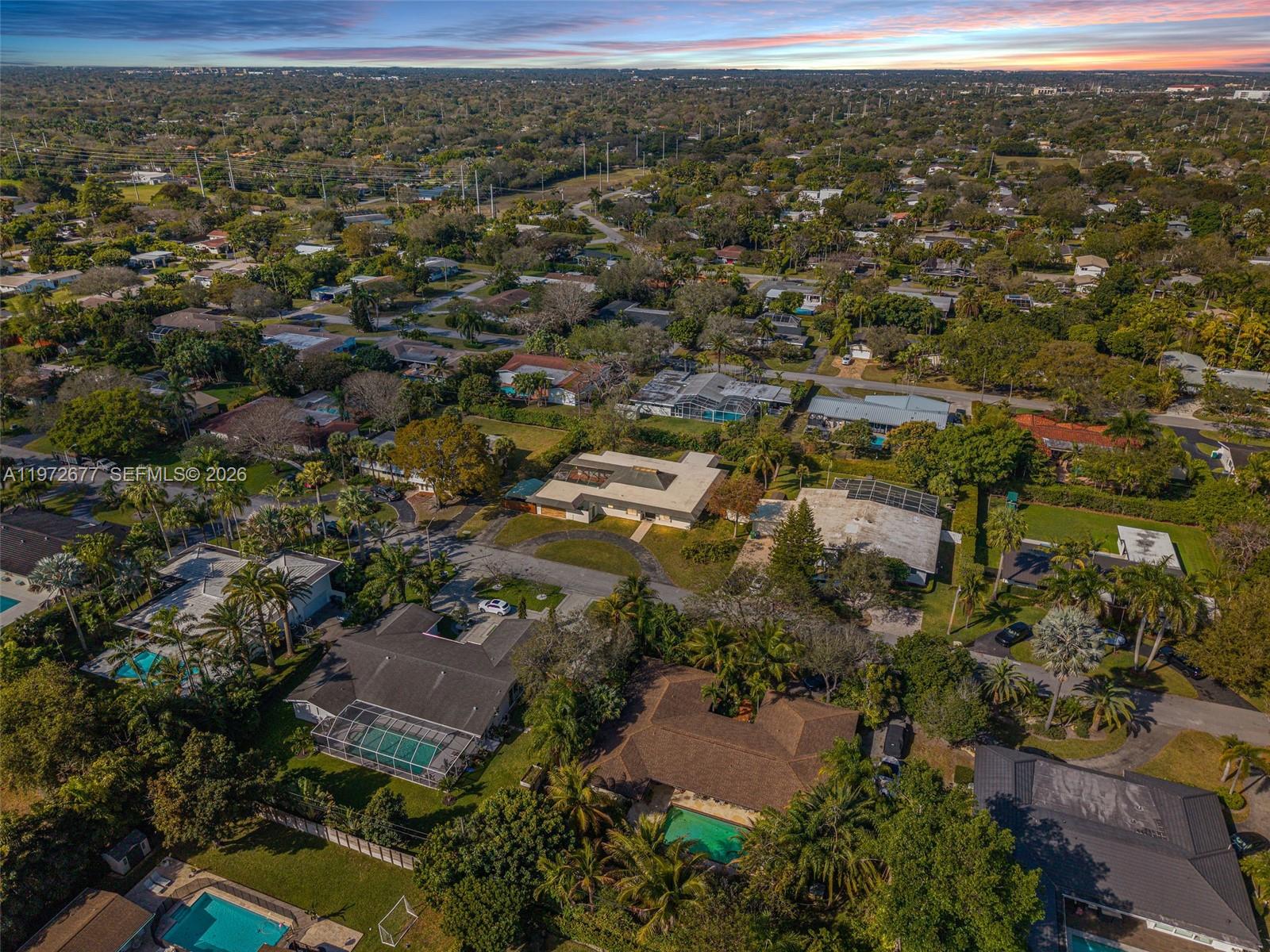 PINE MNR ESTS - Residential