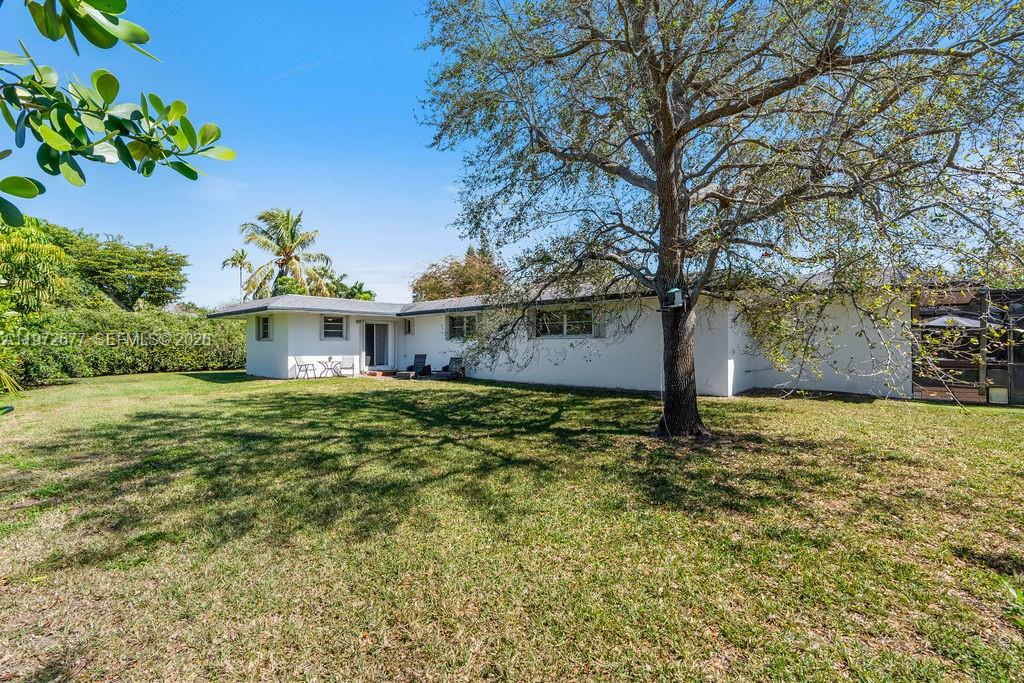 PINE MNR ESTS - Residential