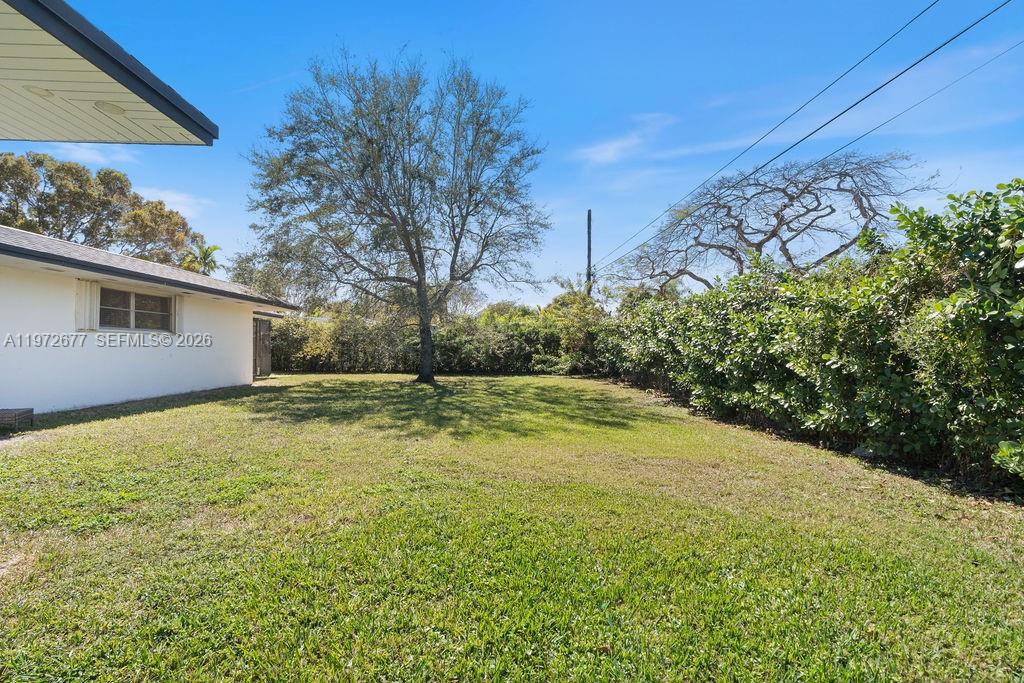 PINE MNR ESTS - Residential