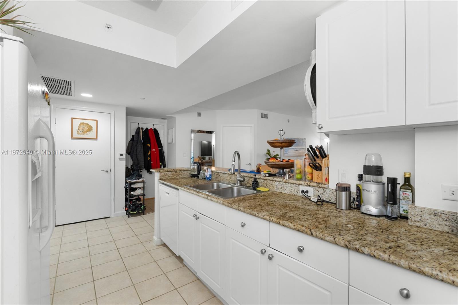 TURNBERRY ON THE GREEN CO - Residential