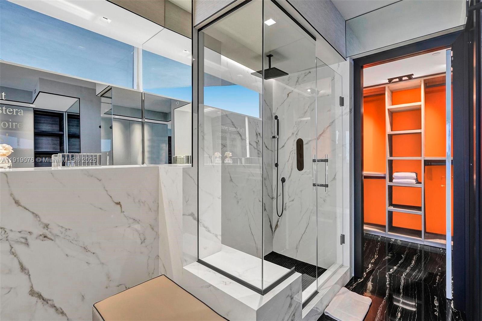 THE PINNACLE CONDO - Residential