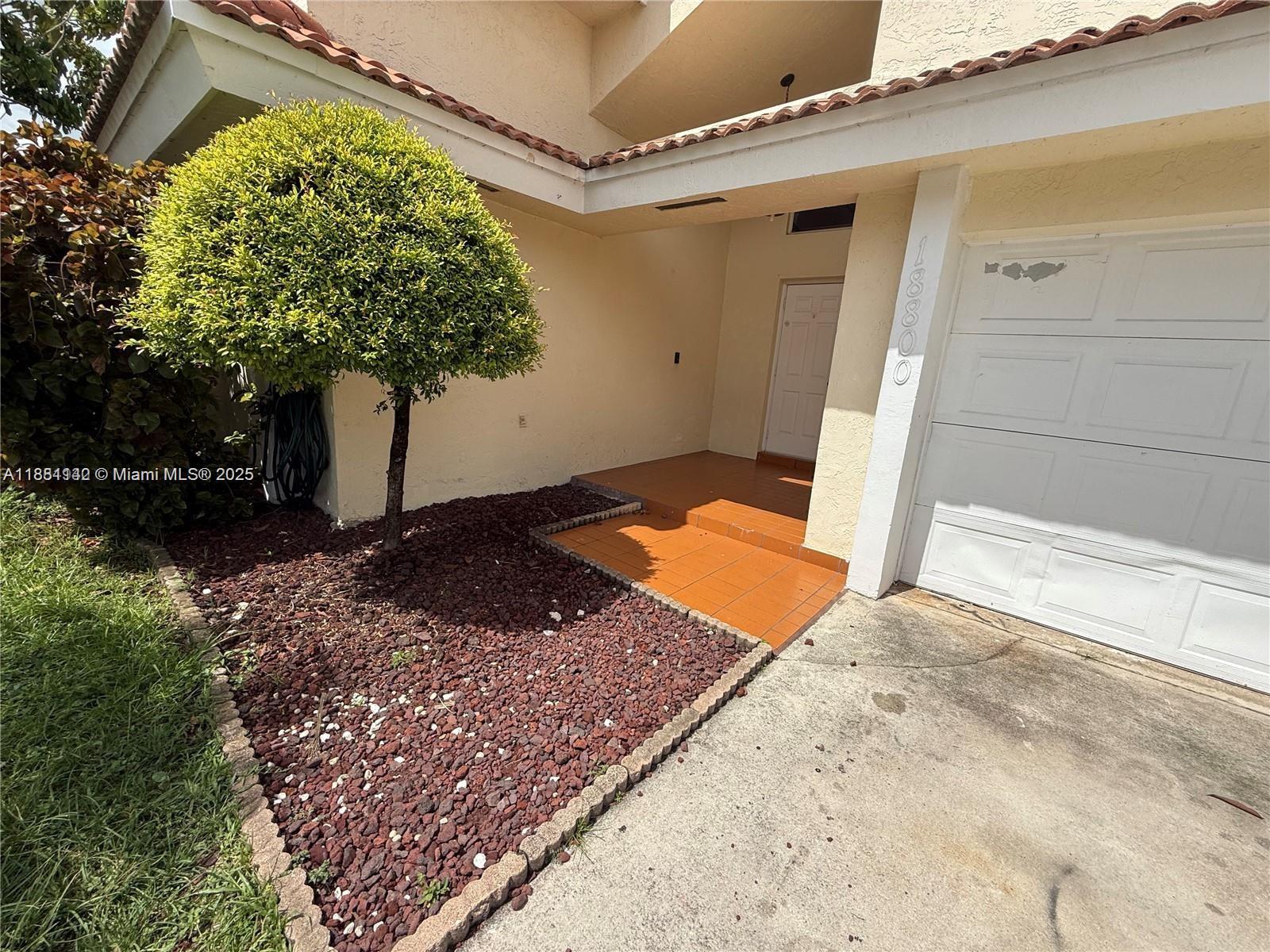 ANGELICA GARDENS AT LAKES - Residential Lease