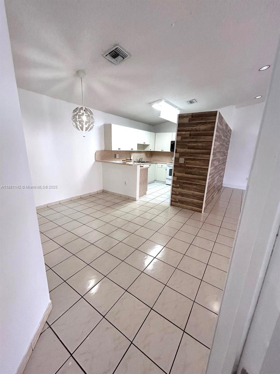 ANGELICA GARDENS AT LAKES - Residential Lease