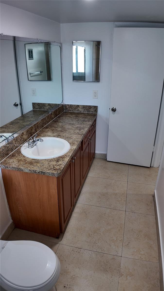 A A DOOLEY SUB - Residential Lease