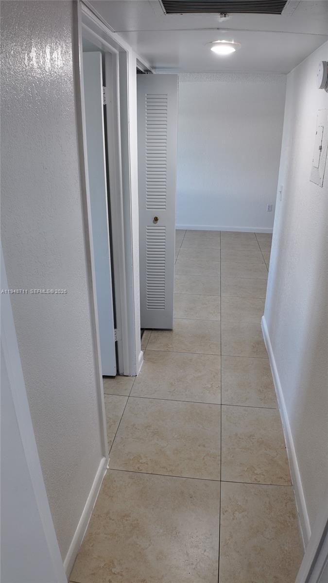 A A DOOLEY SUB - Residential Lease