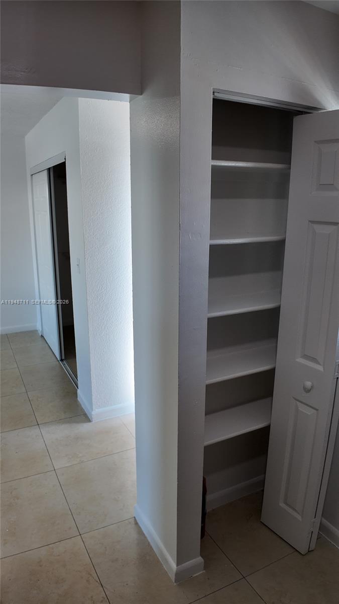 A A DOOLEY SUB - Residential Lease