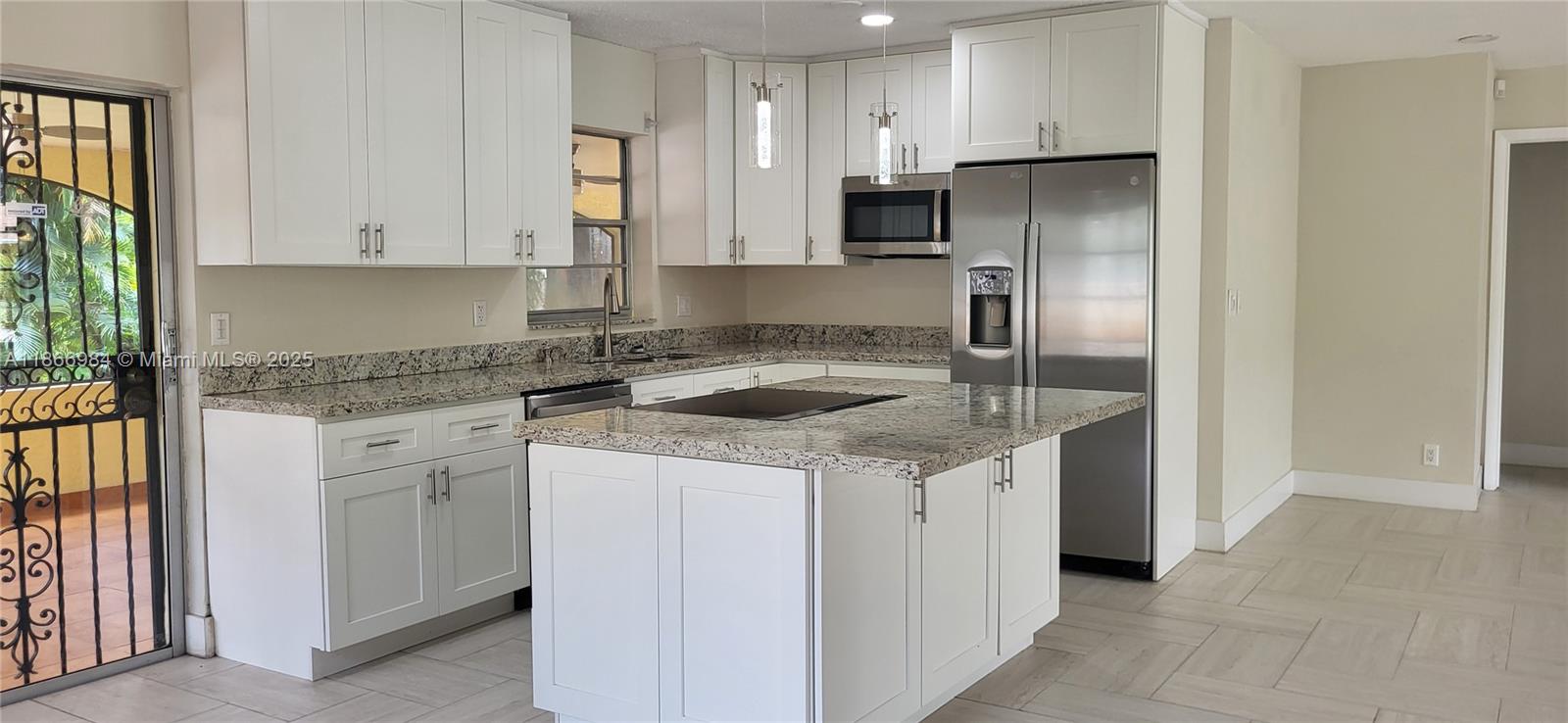 EDGEWOOD ESTATES - Residential Lease