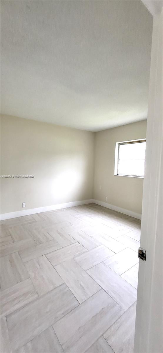 EDGEWOOD ESTATES - Residential Lease