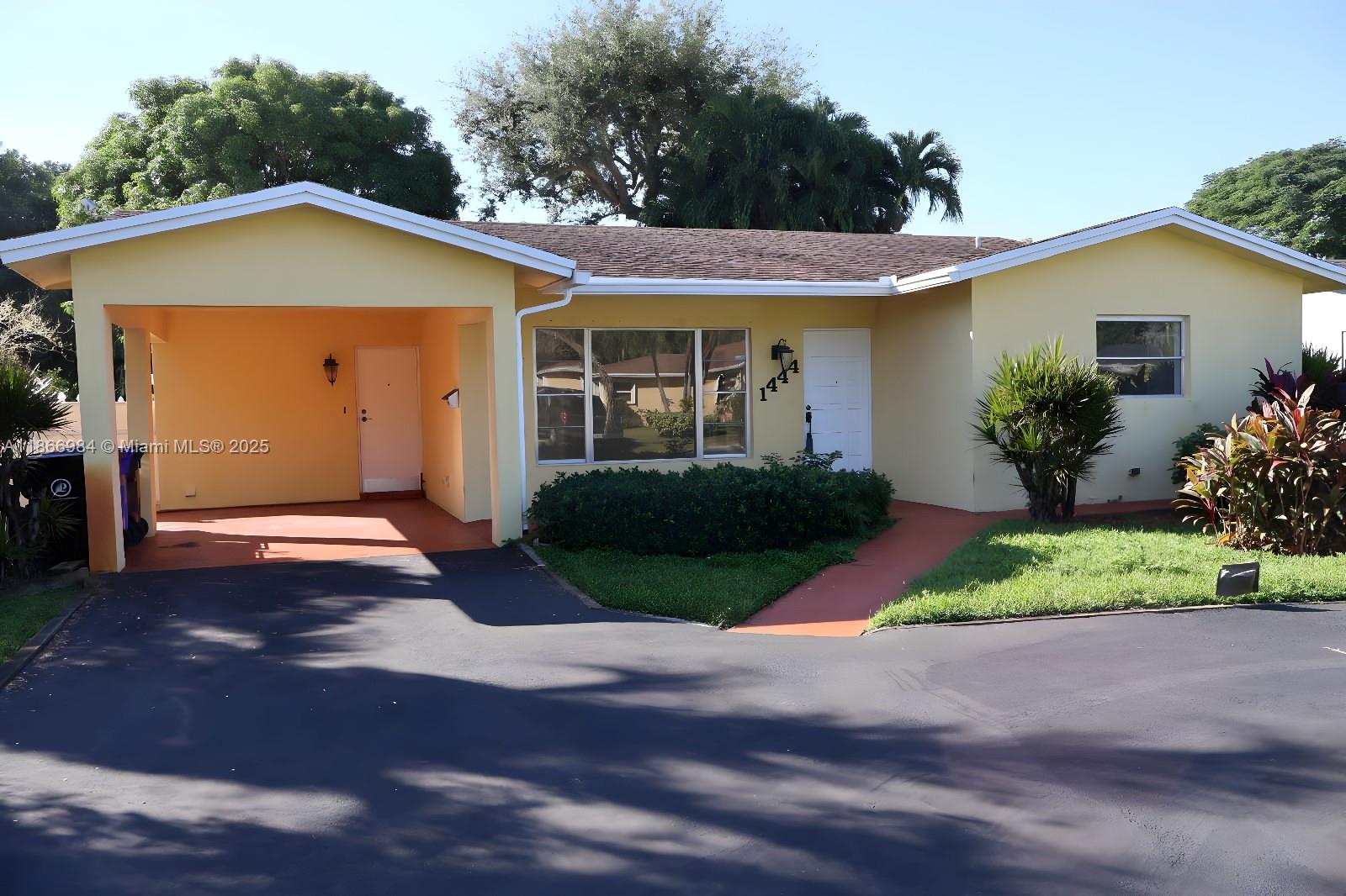 EDGEWOOD ESTATES - Residential Lease